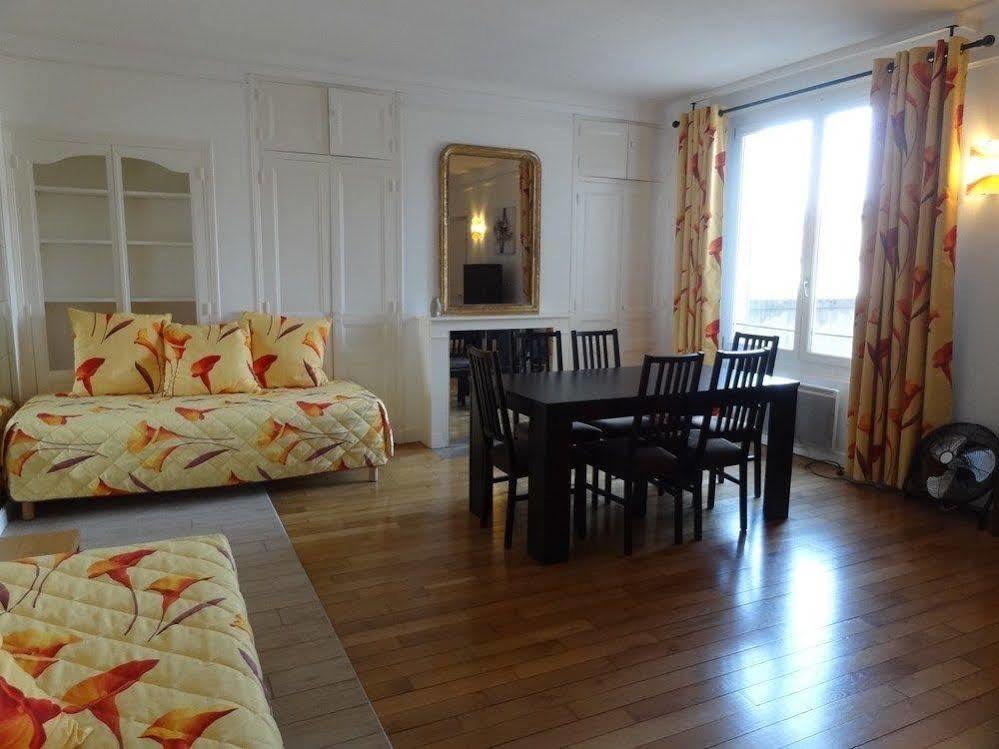 มานัวร์ ฟร็องซัว 1 Hotel วิทรี เลอ ฟรองซัวส์ ภายนอก รูปภาพ